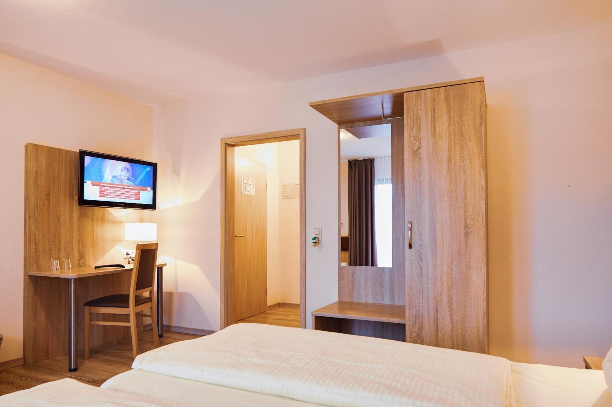 Landgasthof & Hotel Jossatal Breitenbach am Herzberg Екстер'єр фото
